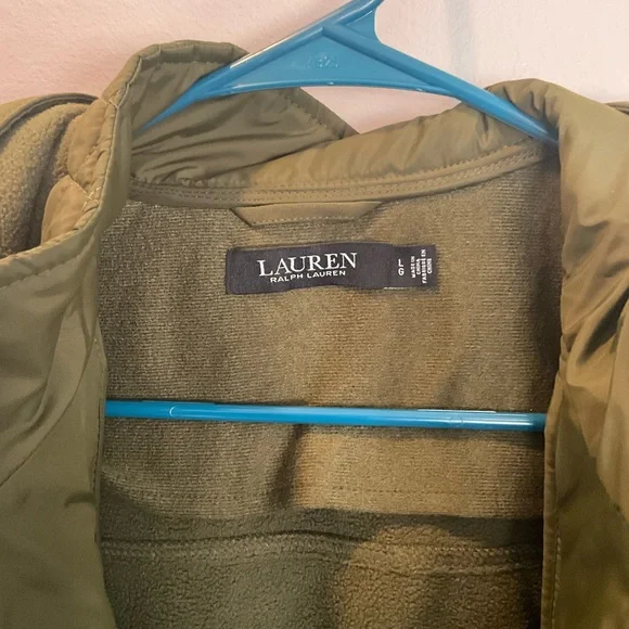 Lauren by Ralph Lauren Softshell W/ Inside Quilted Vesty Size L - Picture 2 of 8